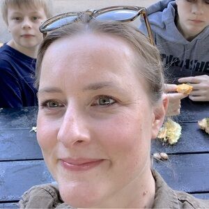 Meet your Posher, Sarah